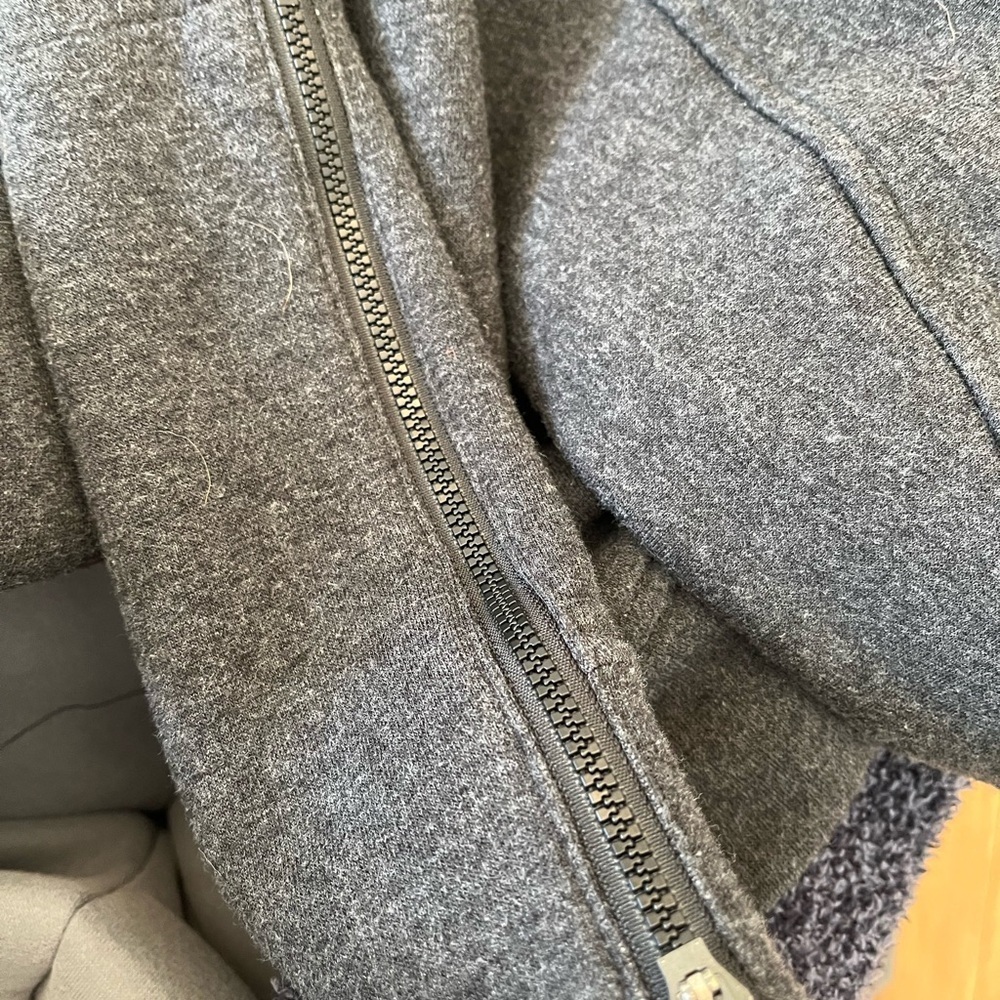 Lululemon Crew Neck Pullover Side Zip Kangaroo Pocket Size 4 - Picture 7 of 10